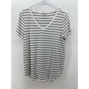 Green Envelope White and Gray Fitted Short Sleeve Tee size S